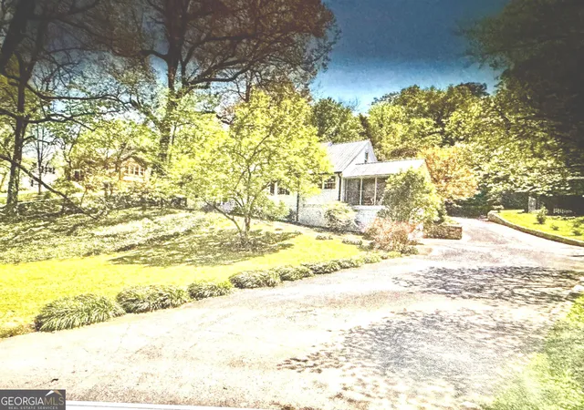 1st image of 323 Trammell St, Calhoun, GA 30701 | MLS# 10780894