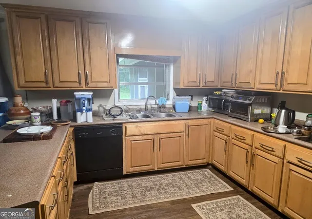 Photo 3 of Single family home for sale at 270 South Dr, Hampton, GA 30228 | MLS# 10821888 | Listing updated on 2026-09-12