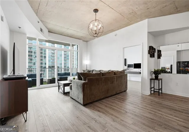 Photo 3 of Sale Pending at 250 Pharr Rd Ne #1005, Atlanta, GA 30305 | MLS# 10811219 | Listing updated on 2026-10-09