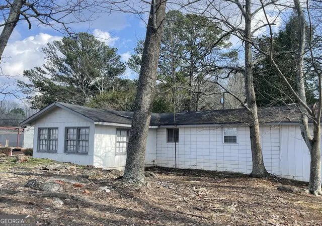 Photo 2 of Single family home for sale at 2155 Rosedale Rd, Snellville, GA 30078 | MLS# 10696142 | Listing updated on 2026-03-07