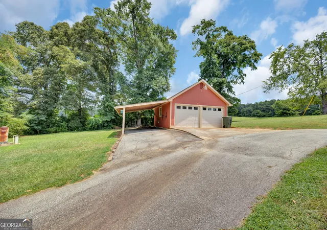 3rd image of 135 Bostwick Rd, Oxford, GA 30054 | MLS# 10801770