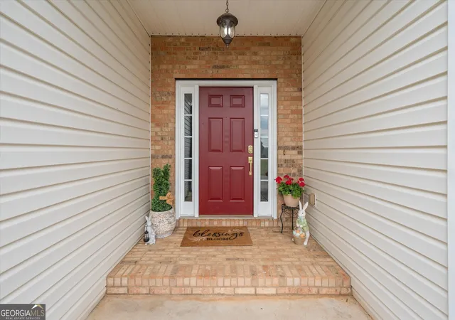 Photo 2 of Sale Pending at 338 Highway 113, Carrollton, GA 30117 | MLS# 10720861 | Listing updated on 2026-05-21