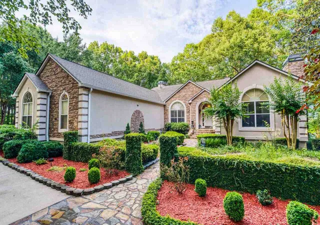 Photo 1 of Mansion for sale at 186 Hoot Owl Ln, Eatonton, GA 31024 | MLS# 10877459 | Listing updated on 2026-10-28