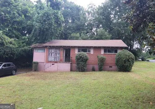 2nd image of 3302 Glenco Dr #0, Decatur, GA 30032 | MLS# 10799371