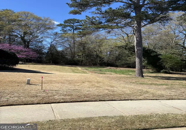 2nd image of 329 Vinings Walk Nw, Gainesville, GA 30501 | MLS# 10716745