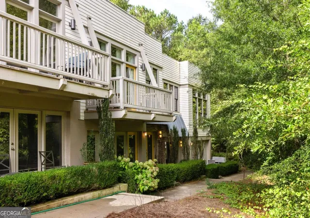 1st image of 9121 Selborne Ln, Chattahoochee Hills, GA 30268 | MLS# 10476198