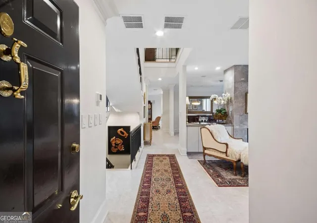 Photo 4 of Condo for sale at 2960 Pharr Court South Nw #N6 & N8, Atlanta, GA 30305 | MLS# 10830181 | Listing updated on 2026-09-09