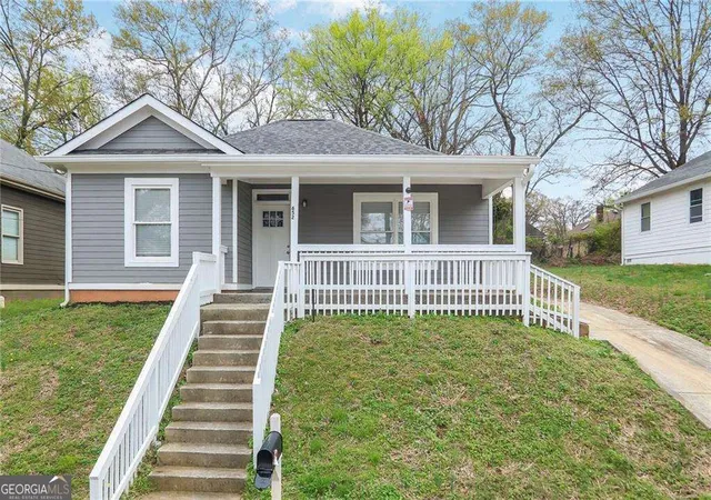 Single family home for sale at 652 Hugh St SW, Atlanta, GA 30310 | MLS# 10870719
