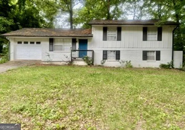 1st image of 562 Roxbury Dr, Riverdale, GA 30274 | MLS# 10813747