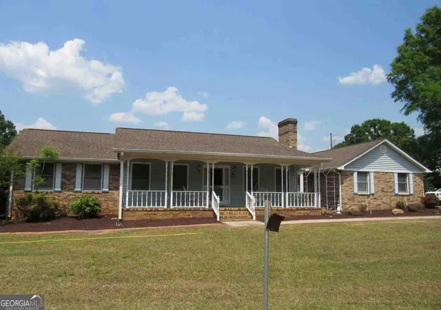 Homes for sale in Lizella, GA | 8457 Lower Thomaston Rd, Lizella, GA 31052 | MLS# 10805356
