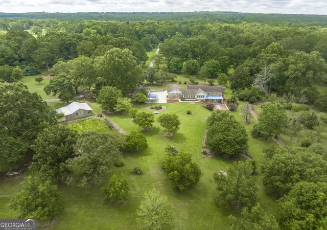 Homes for sale in Lizella, GA | 8457 Lower Thomaston Rd, Lizella, GA 31052 | MLS# 10805356