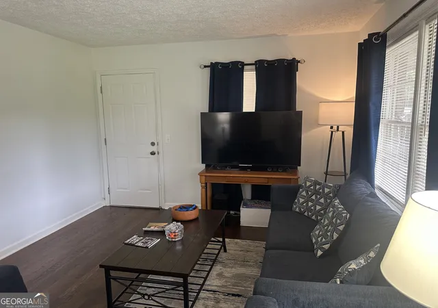 3rd image of 1961 Flat Shoals Rd Sw, Conyers, GA 30094 | MLS# 10810215