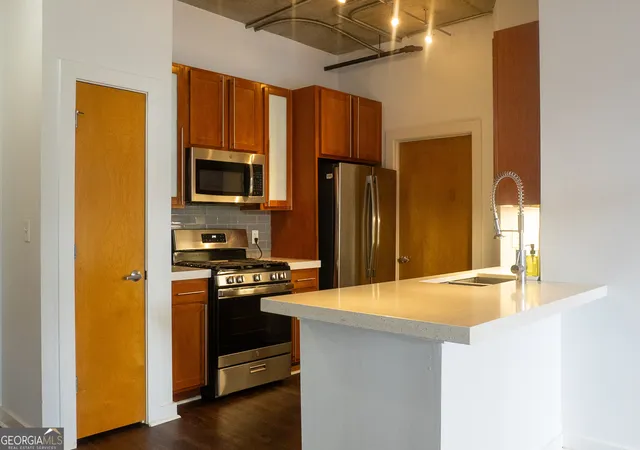 Photo 4 of Condo for sale at 395 Central Park Pl NE #230, Atlanta, GA 30312 | MLS# 10836416 | Listing updated on 2026-09-14