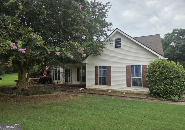 3rd image of 9 Dogwood Rdg, Hampton, GA 30228 | MLS# 10813713