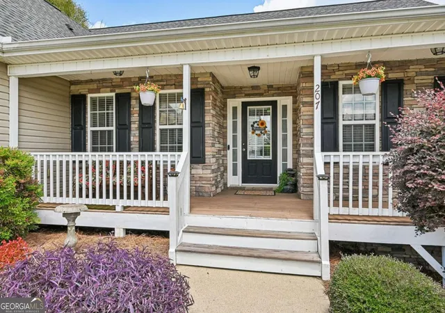 Photo 2 of Single family home for sale at 207 Overlook Ct, Dallas, GA 30157 | MLS# 10825509 | Listing updated on 2026-09-11