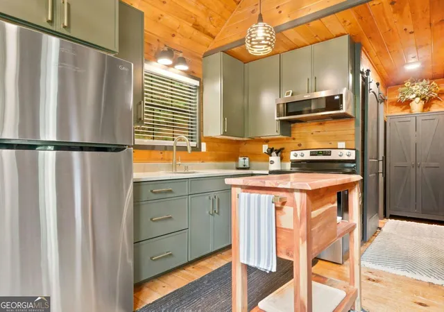 4th image of 220 Oak Loop #7, Mineral Bluff, GA 30559 | MLS# 10805806