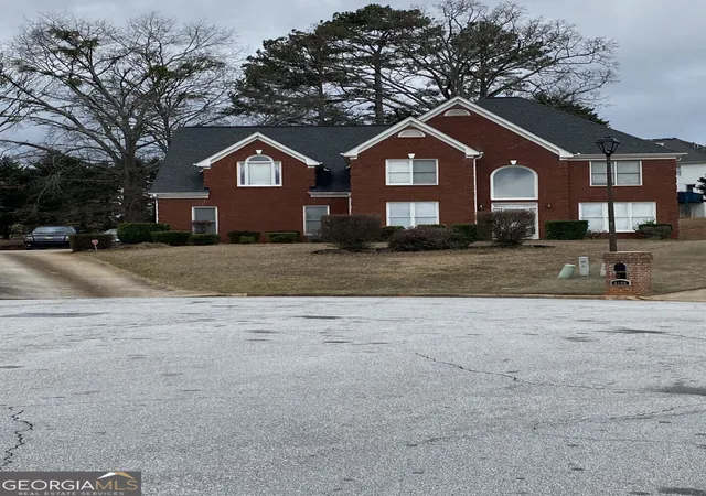 Photo 1 of Sale Pending at 4102 Oxford View Ct, Decatur, GA 30034 | MLS# 10694562 | Listing updated on 2026-08-11