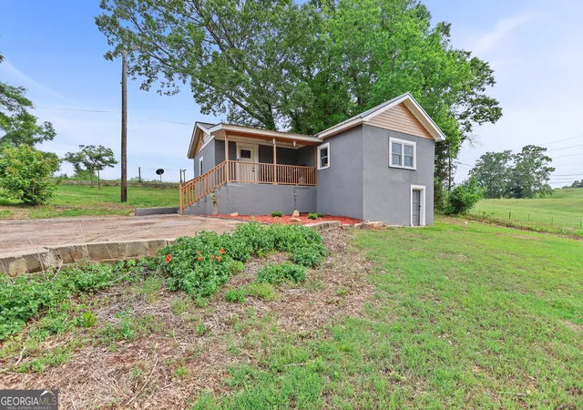 Homes for sale in West Point, GA | 6033 Whitesville Rd, West Point, GA 31833 | MLS# 10764396