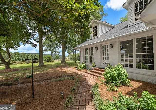Homes for sale in Roopville, GA | 3710 Veal Street, Roopville, GA 30170 | MLS# 10792136