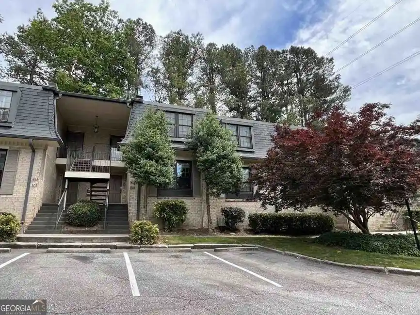 Photo 1 of Condo for sale at 102 La Rue Pl Nw, Atlanta, GA 30327 | MLS# 10873703 | Listing updated on 2026-10-29