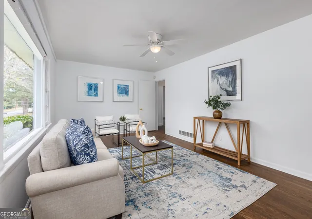 Photo 2 of Sale Pending at 282 Willis Ml Rd SW, Atlanta, GA 30311 | MLS# 10806540 | Listing updated on 2026-09-15