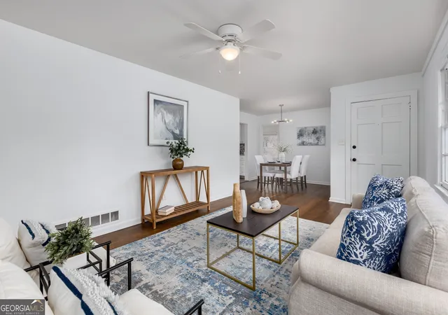 Photo 3 of Sale Pending at 282 Willis Ml Rd SW, Atlanta, GA 30311 | MLS# 10806540 | Listing updated on 2026-09-15