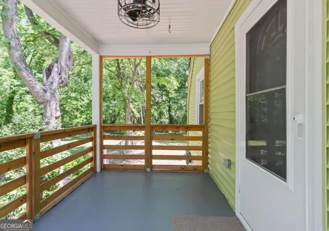 4th image of 2274 Carey Dr Se, Atlanta, GA 30315 | MLS# 10736144