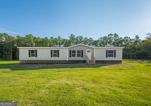 Photo 1 of Manufactured home for sale at 250 Brio Ln, Brunswick, GA 31523 | MLS# 10831233 | Listing updated on 2026-09-17