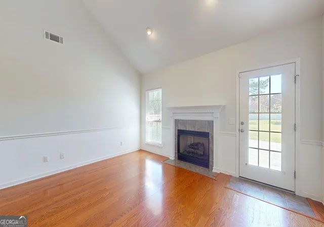 Photo 3 of Single family home for sale at 1128 Bartlett Dr, Statesboro, GA 30461 | MLS# 10822209 | Listing updated on 2026-10-07