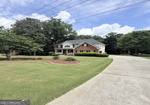 Photo 1 of Single family home for sale at 3151 Hurst Rd Sw, Conyers, GA 30094 | MLS# 10833682 | Listing updated on 2026-08-26