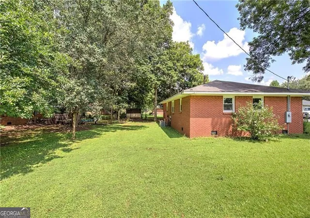 Photo 3 of Single family home for sale at 7 West Dr, Cartersville, GA 30120 | MLS# 10821268 | Listing updated on 2026-09-10
