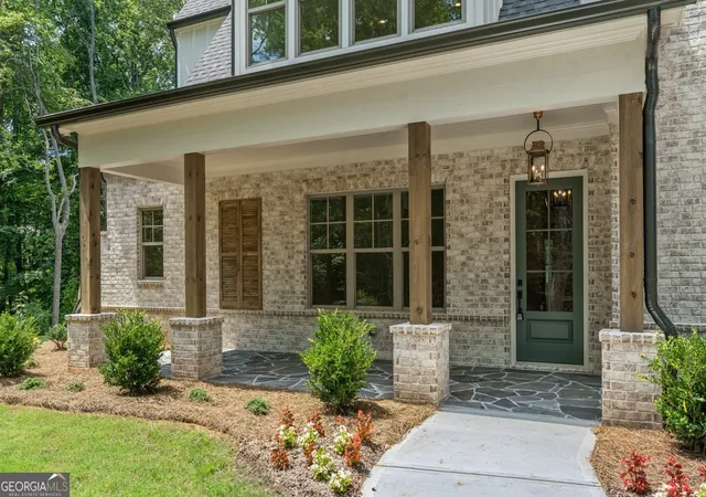 Photo 3 of Single family home for sale at 879 Arnold Ml Rd, Woodstock, GA 30188 | MLS# 10706660 | Listing updated on 2026-08-14