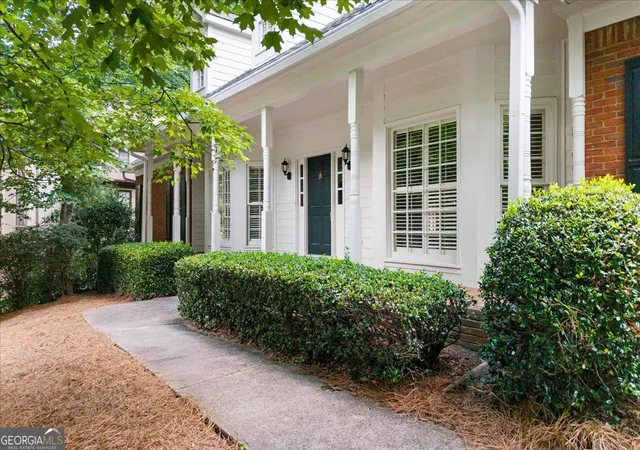 Homes for sale in Johns Creek, GA | 8855 Glen Ferry Dr, Johns Creek, GA 30022 | MLS# 10800957