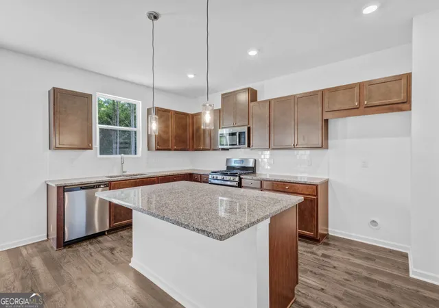 2nd image of 4039 Alderstone Dr, Flowery Branch, GA 30542 | MLS# 10819383