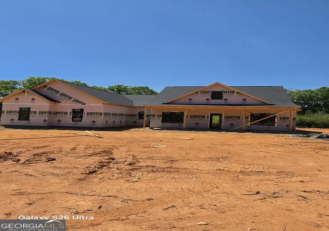 Homes for sale in Barnesville, GA | 819 Five Points Rd, Barnesville, GA 30204 | MLS# 10753494