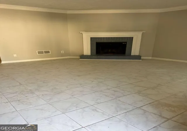 Photo 3 of Townhouse for sale at 5597 Stonington Tr Pkwy, Stone Mountain, GA 30087 | MLS# 10783450 | Listing updated on 2026-09-10