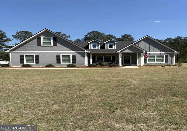 1st image of 202 Millwood Ct, Lagrange, GA 30241 | MLS# 10740995
