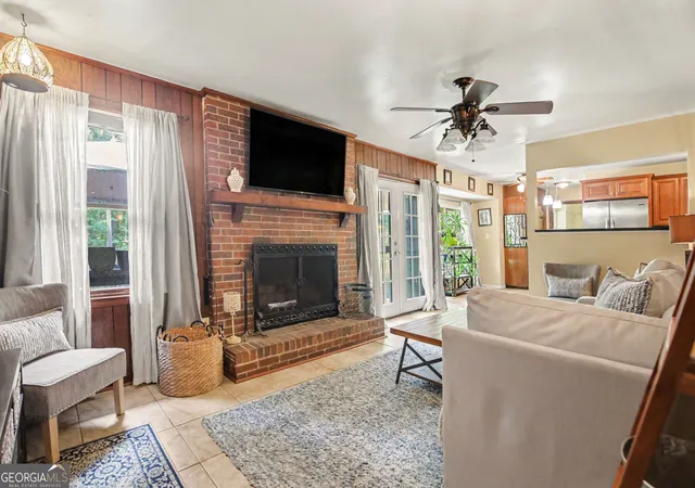 3rd image of 779 Pinehurst Dr, Fairburn, GA 30213 | MLS# 10809975
