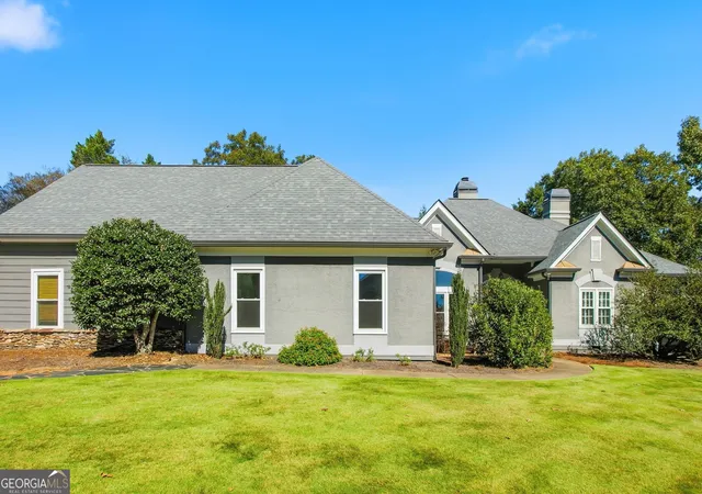Photo 1 of Single family home for sale at 1516 Dunwoody Clb Xing, Dunwoody, GA 30338 | MLS# 10877060 | Listing updated on 2026-10-27