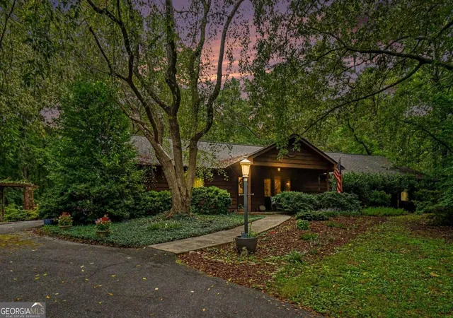 2nd image of 25 Woodall Rd Se, White, GA 30184 | MLS# 10824599