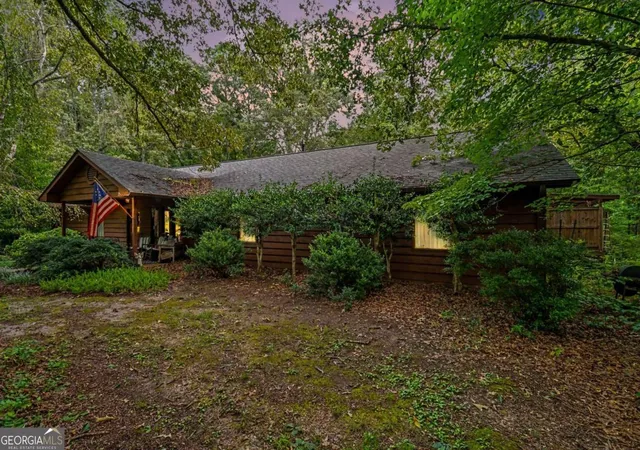 Photo 4 of Single family home for sale at 25 Woodall Rd Se, White, GA 30184 | MLS# 10824599 | Listing updated on 2026-09-17