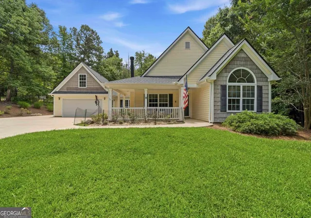 Homes for sale in Eatonton, GA | 280 E Riverbend Dr, Eatonton, GA 31024 | MLS# 10794394