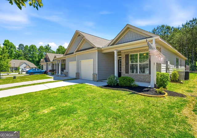 Photo 2 of Sale Pending at 515 Vandenburg Dr, Villa Rica, GA 30180 | MLS# 10766604 | Listing updated on 2026-06-17