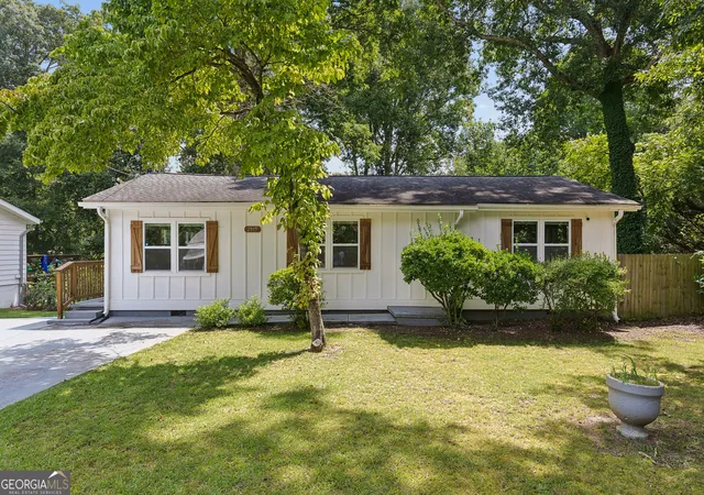 2nd image of 2815 Old Concord Rd Se, Smyrna, GA 30082 | MLS# 10819664