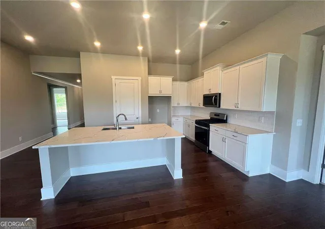Photo 3 of Single family home for sale at 309 Willow Cvs, Canton, GA 30114 | MLS# 10835286 | Listing updated on 2026-09-11