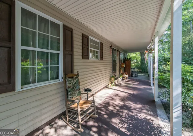 Photo 2 of Sale Pending at 526 Susan Dr, Villa Rica, GA 30180 | MLS# 10802400 | Listing updated on 2026-09-07