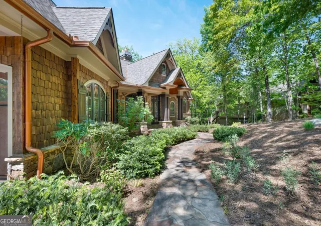 Photo 3 of Single family home for sale at 160 Bluestern Dr Se, Big Canoe, GA 30143 | MLS# 10740775 | Listing updated on 2026-09-19