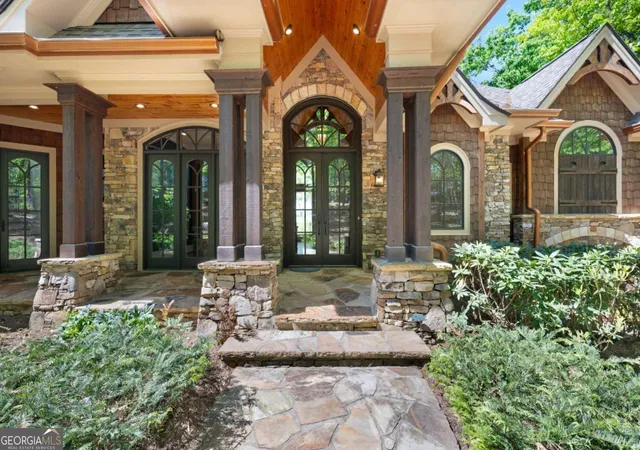 Photo 3 of Single family home for sale at 160 Bluestern Dr Se, Big Canoe, GA 30143 | MLS# 10740775 | Listing updated on 2026-09-19