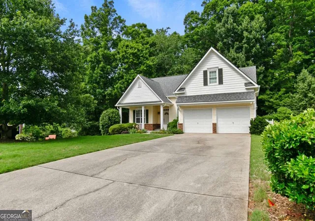 Photo 2 of Sale Pending at 5723 Rutland Wy, Powder Springs, GA 30127 | MLS# 10773317 | Listing updated on 2026-09-16