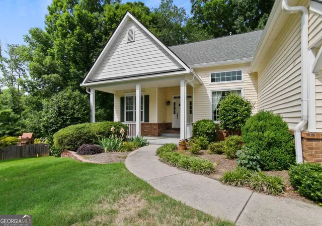 Photo 3 of Sale Pending at 5723 Rutland Wy, Powder Springs, GA 30127 | MLS# 10773317 | Listing updated on 2026-09-16